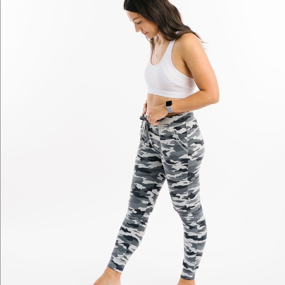 Grey Camo  Zyia Active, - Picture 2 of 4